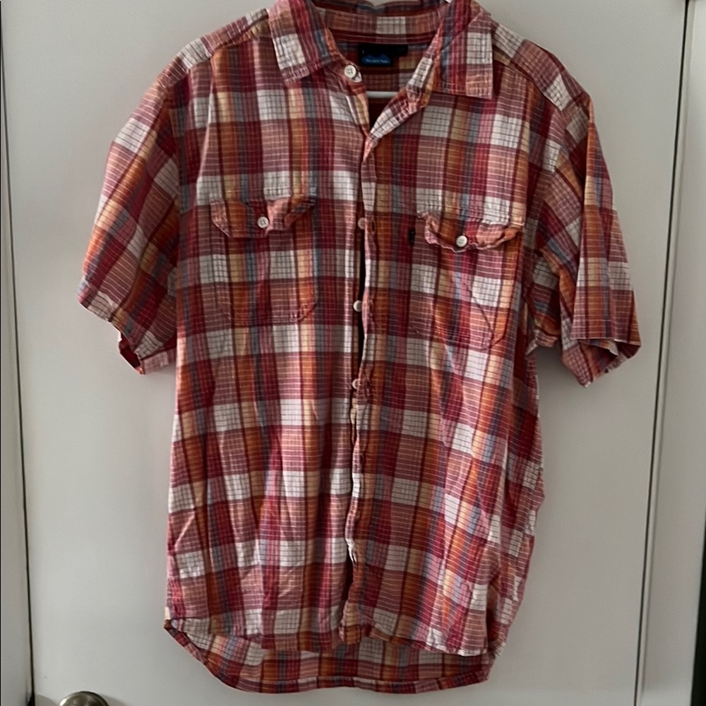 Kavu men’s plaid button up. Size large